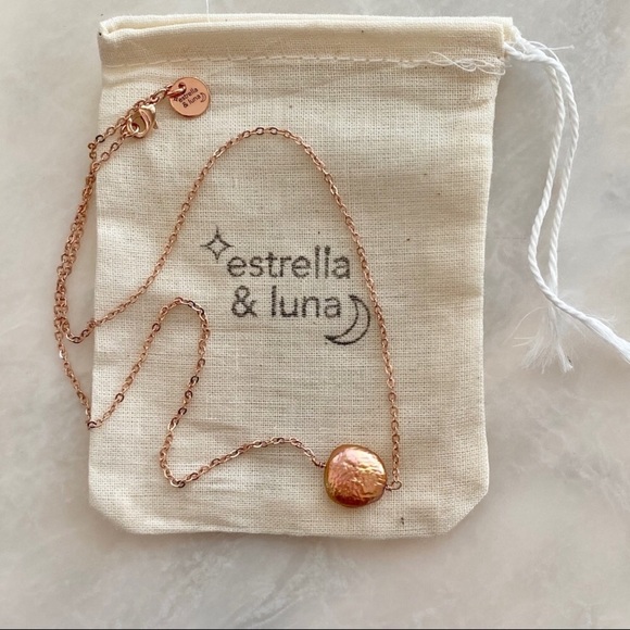 ❗️LAST❗️Rose Gold Pink Baroque Pearl Necklace - Picture 8 of 8